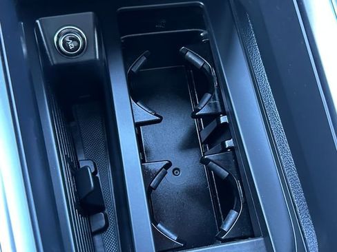 Used 2019 Audi e-tron Prestige w/ Prestige Package image 27