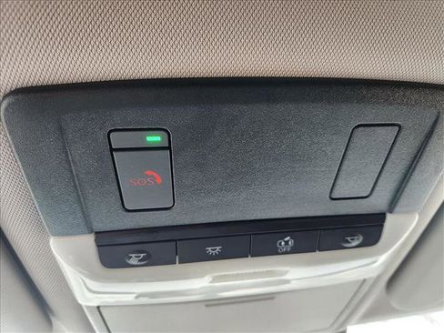 Used 2024 Mitsubishi Outlander SE image 39