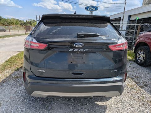 Certified 2023 Ford Edge SEL w/ Convenience Package image 4