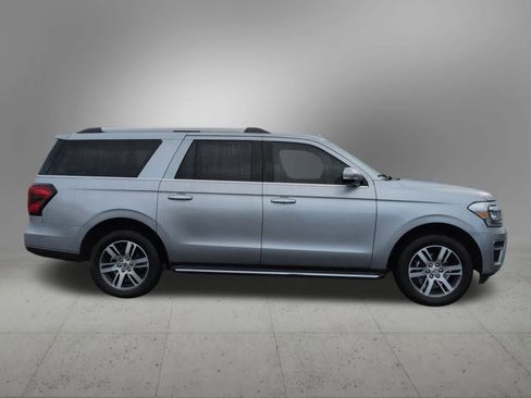Used 2023 Ford Expedition Max Limited image 7