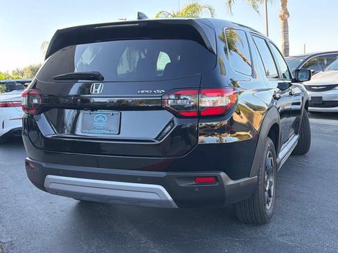 Used 2024 Honda Pilot EX-L image 8