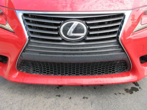Used 2016 Lexus IS 300 AWD w/ Navigation System Package image 15