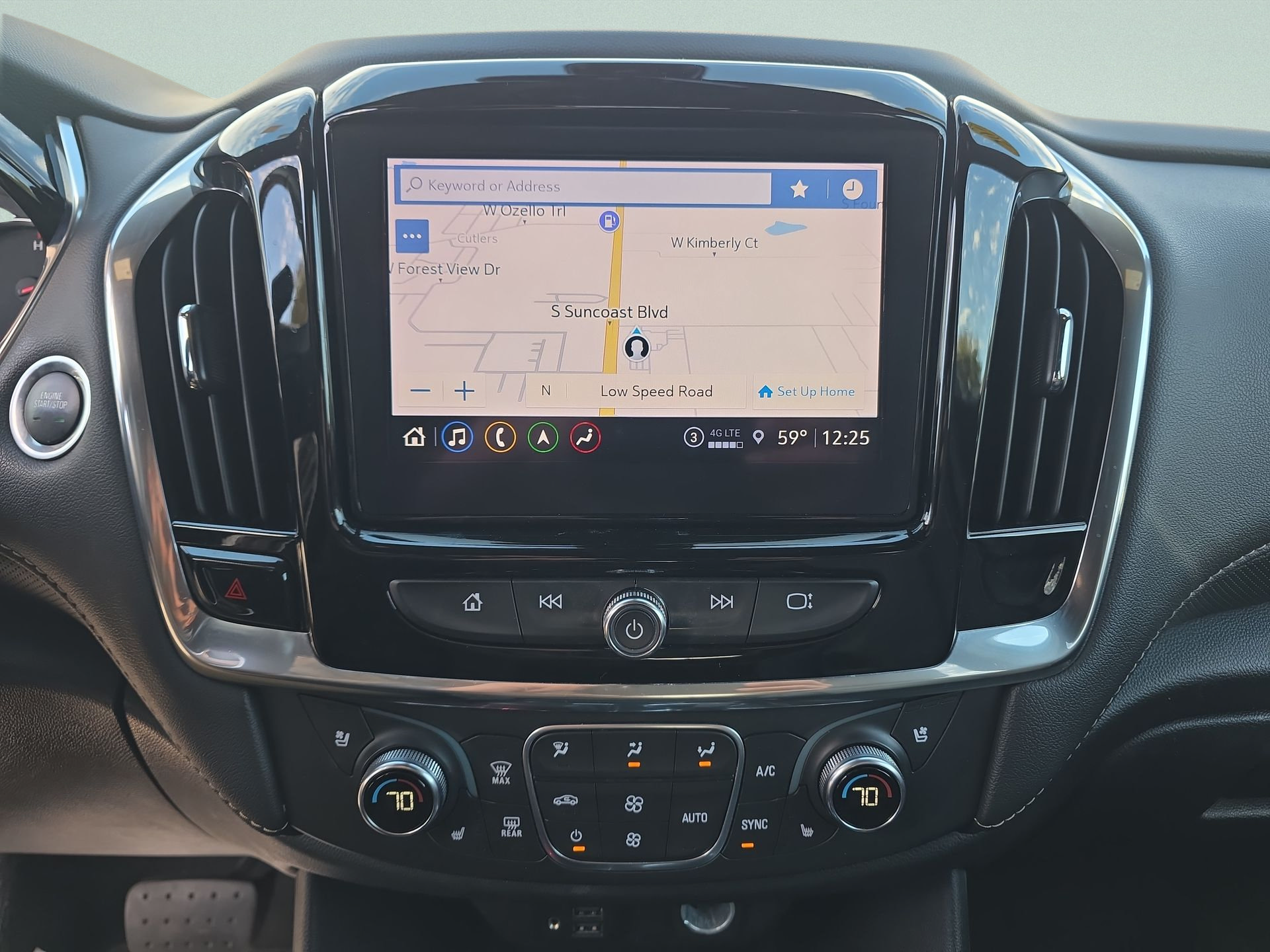 Used 2022 Chevrolet Traverse Premier AWD/4WD image 29
