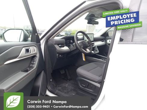 New 2026 Ford Explorer Active AWD/4WD image 9