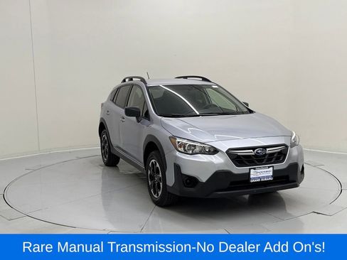 Certified 2023 Subaru Crosstrek 2.0i image 7