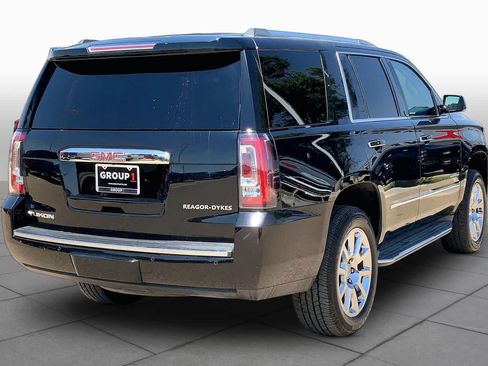 Used 2015 GMC Yukon Denali w/ Touring Package AWD/4WD image 12