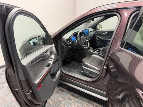 Used 2023 Ford Escape ST-Line Select w/ Tech Pack #2 AWD/4WD image 14