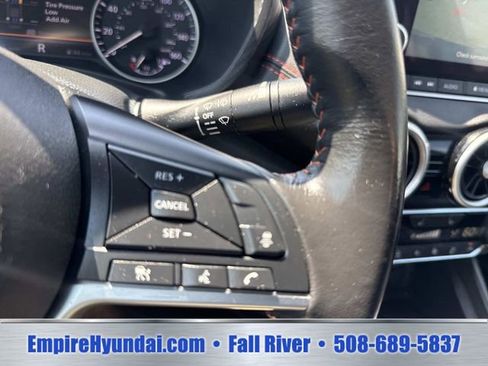 Used 2024 Nissan Sentra SR FWD image 27