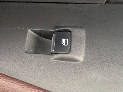 Used 2023 Ford Expedition Max Limited image 37