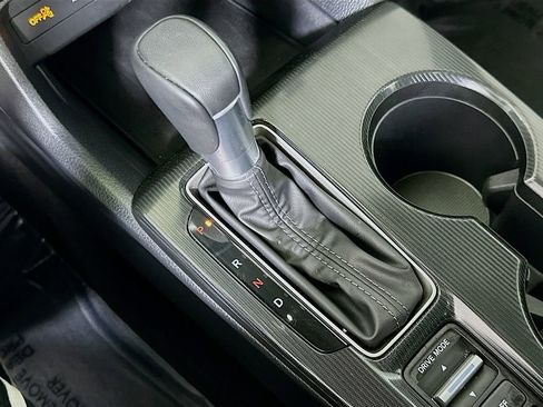 Used 2025 Honda Civic Sport image 28