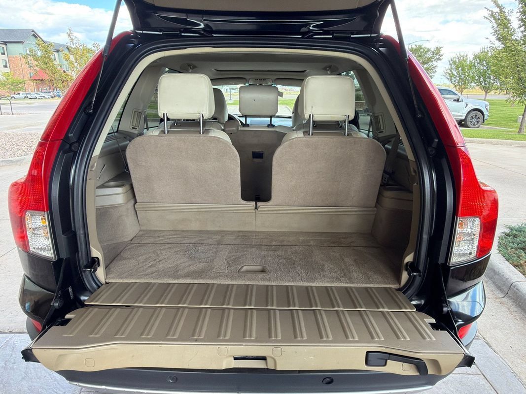 Used 2010 Volvo XC90 3.2 FWD image 16