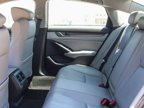 Used 2019 Honda Accord EX-L image 18