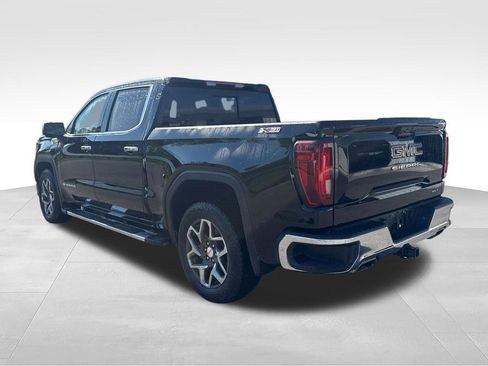 Used 2024 GMC Sierra 1500 SLT w/ SLT Premium Package AWD/4WD image 10