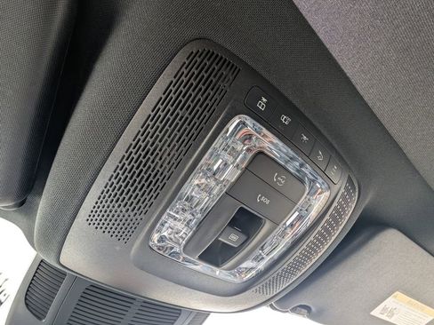 Used 2025 Mercedes-Benz GLE 350 4MATIC image 41