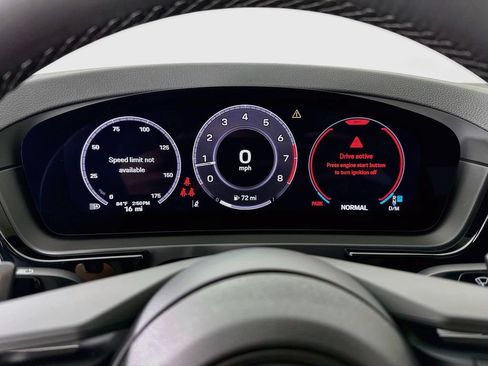 New 2026 Porsche Cayenne Coupe AWD/4WD image 16