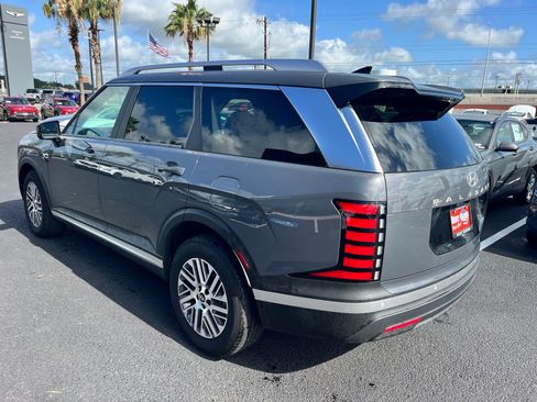Certified 2026 Hyundai Palisade SEL FWD image 6