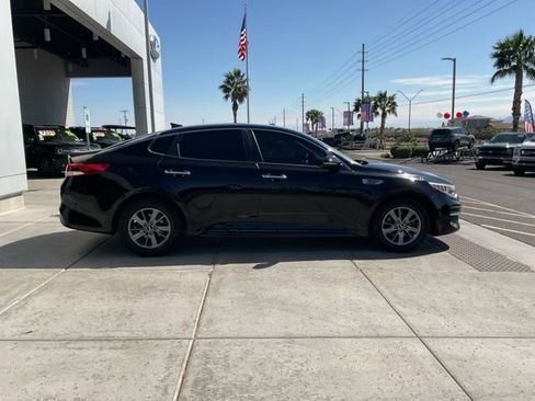 Used 2018 Kia Optima LX image 8