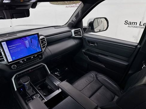 Used 2025 Toyota Tundra Platinum image 24