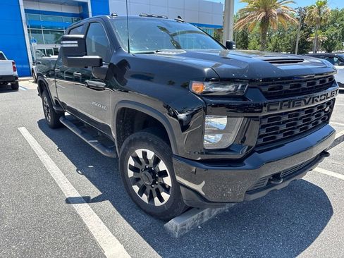 Used 2020 Chevrolet Silverado 2500 Custom w/ Custom Value Package AWD/4WD image 3