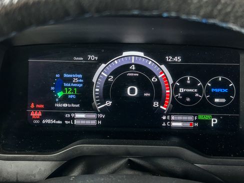Used 2023 Toyota Tundra Platinum AWD/4WD image 21