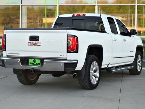 Used 2018 GMC Sierra 1500 SLT w/ SLT Premium Package image 8