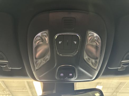 Used 2023 Jeep Compass Limited w/ Sun and Sound Group image 36