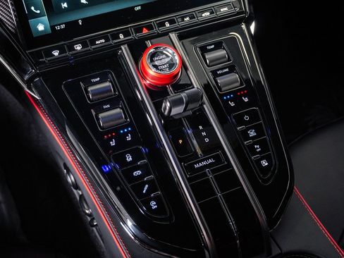 New 2026 Aston Martin V8 Vantage S RWD image 29
