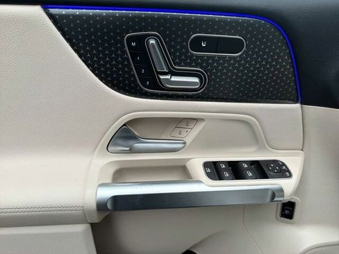 Certified 2024 Mercedes-Benz GLB 250 4MATIC image 13