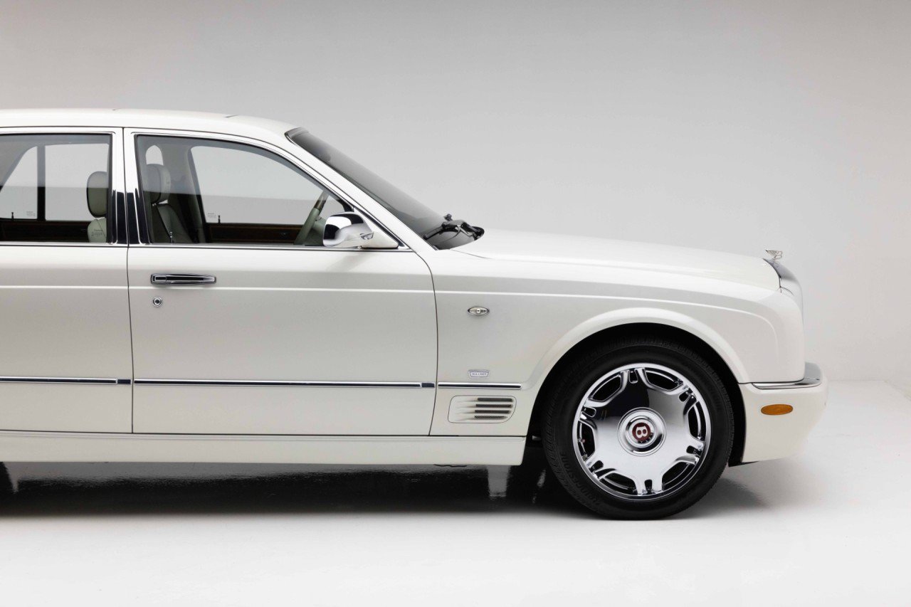Used 2008 Bentley Arnage R RWD image 29