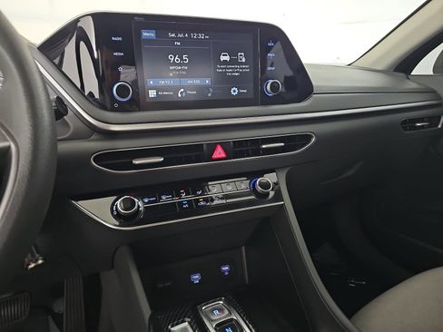 Used 2021 Hyundai Sonata SE FWD image 19