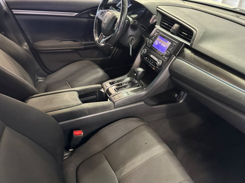Used 2019 Honda Civic Sport image 17