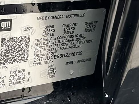 Used 2024 GMC Sierra 1500 Elevation w/ LPO, Elevation Black Package image 30