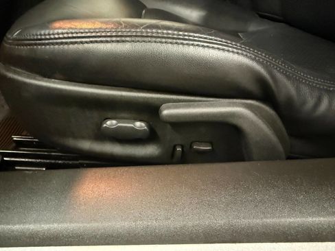 Used 2005 Chevrolet Corvette Coupe w/ Preferred Equipment Group image 18