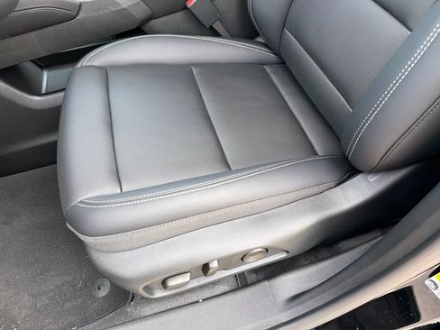 New 2027 GMC Terrain Elevation w/ Elevation Premium Package FWD image 19