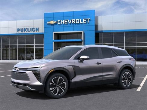 New 2025 Chevrolet Blazer EV LT image 2
