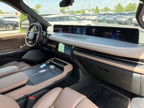 New 2026 Lincoln Navigator Black Label AWD/4WD image 19