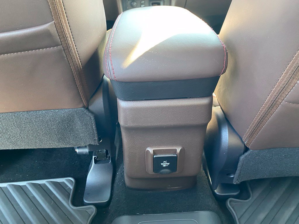 Used 2018 Mitsubishi Outlander GT AWD/4WD image 28