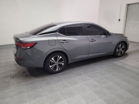 Used 2022 Nissan Sentra SV FWD image 10