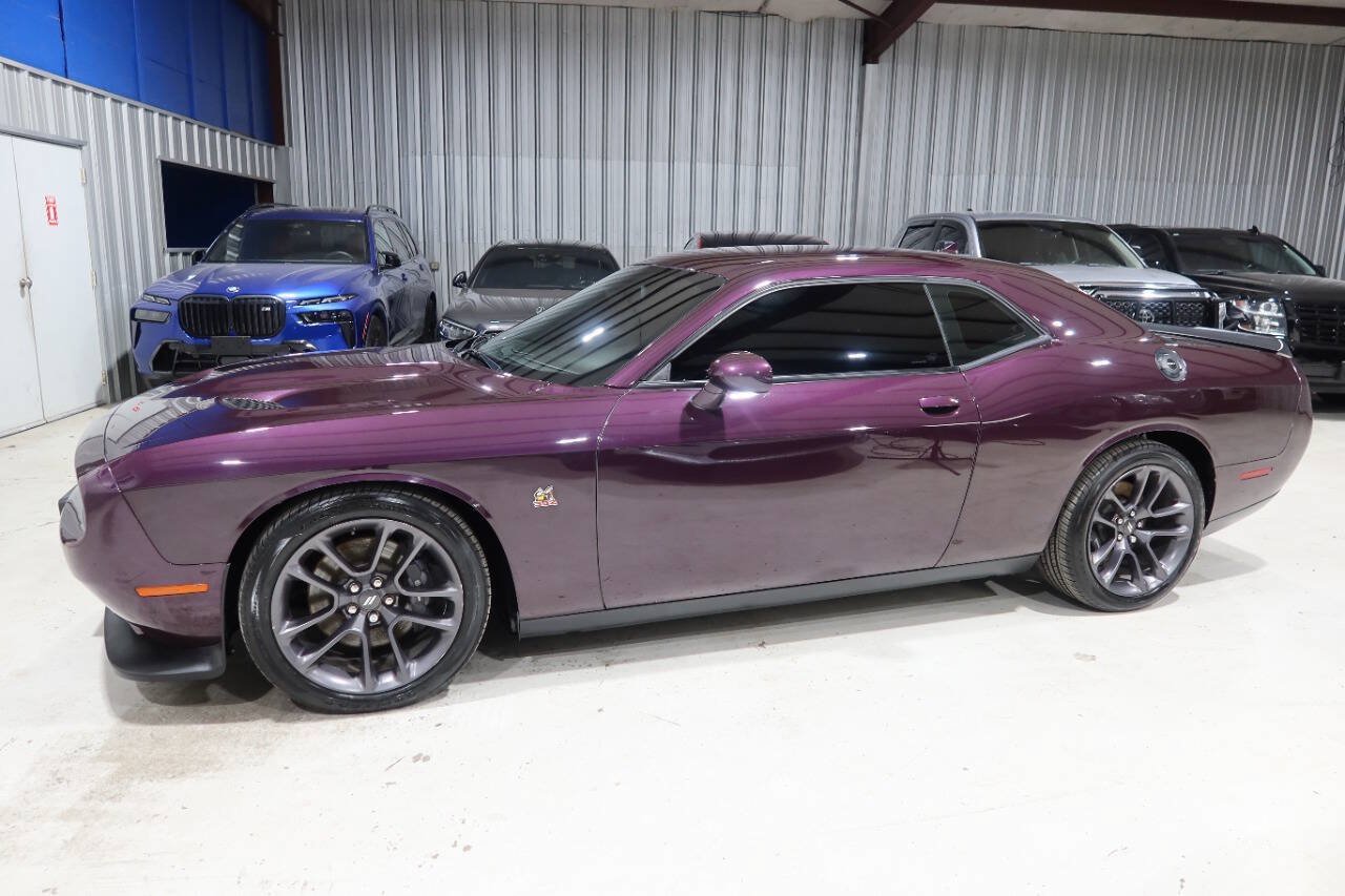 Used 2022 Dodge Challenger R/T Scat Pack w/ Plus Package RWD image 1