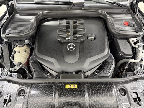 Used 2023 Mercedes-Benz GLS 580 GLS 580 image 36