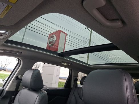 Used 2020 Hyundai Santa Fe Limited image 12