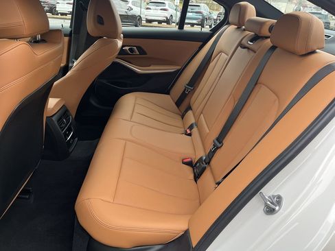 Certified 2025 BMW 330i Sedan image 31