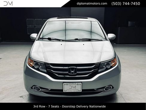 Used 2015 Honda Odyssey Touring image 11