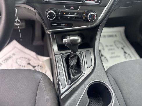 Used 2015 Kia Optima LX FWD image 15