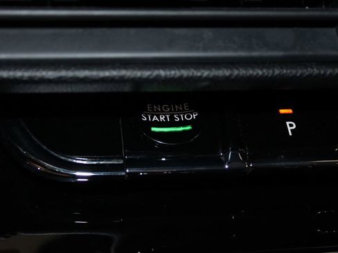 Used 2024 Lincoln Corsair Reserve image 50