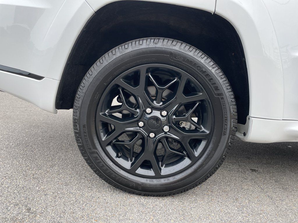 Used 2021 Jeep Grand Cherokee Limited X AWD/4WD image 13