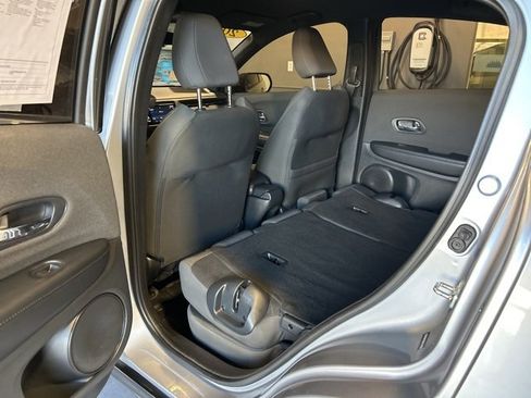 Used 2019 Honda HR-V Sport image 24