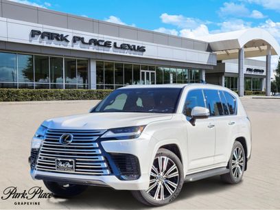 Certified 2025 Lexus LX 600 4WD w/ Luxury Package