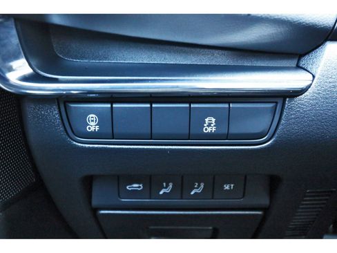 Used 2023 MAZDA MAZDA3 s image 22