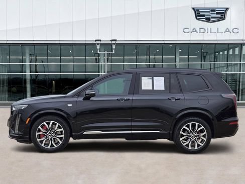 Certified 2023 Cadillac XT6 Sport w/ Technology Package AWD/4WD image 3